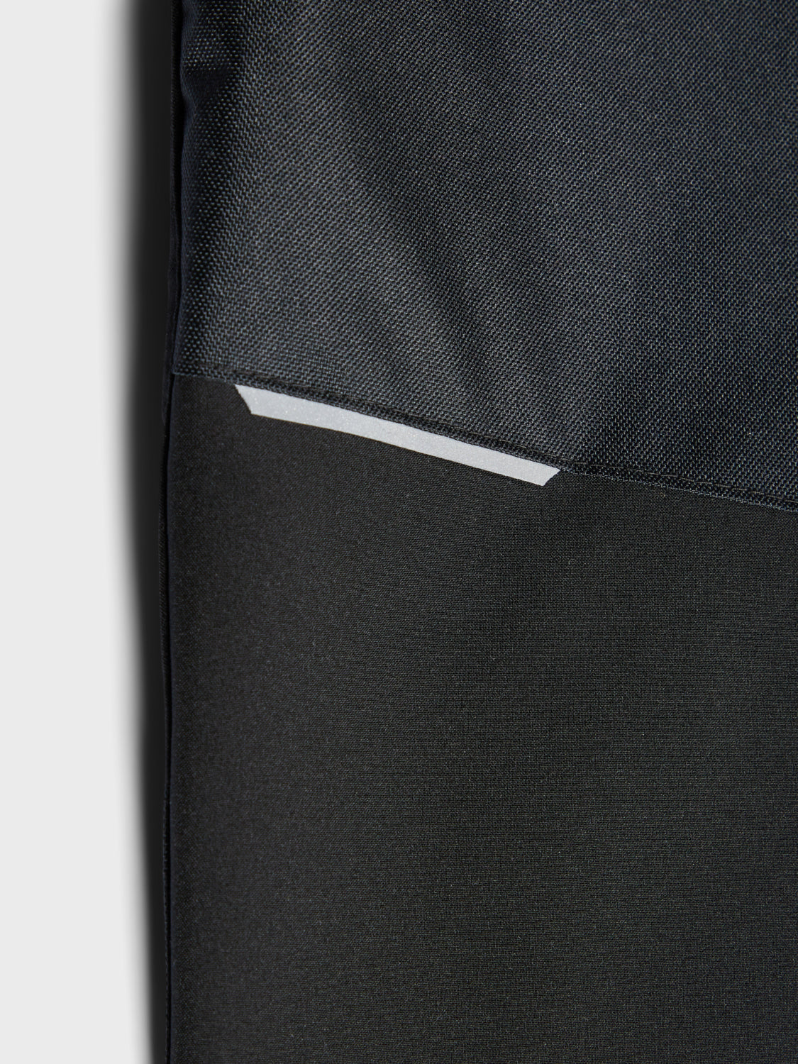 NKNALFA Outerwear - Black